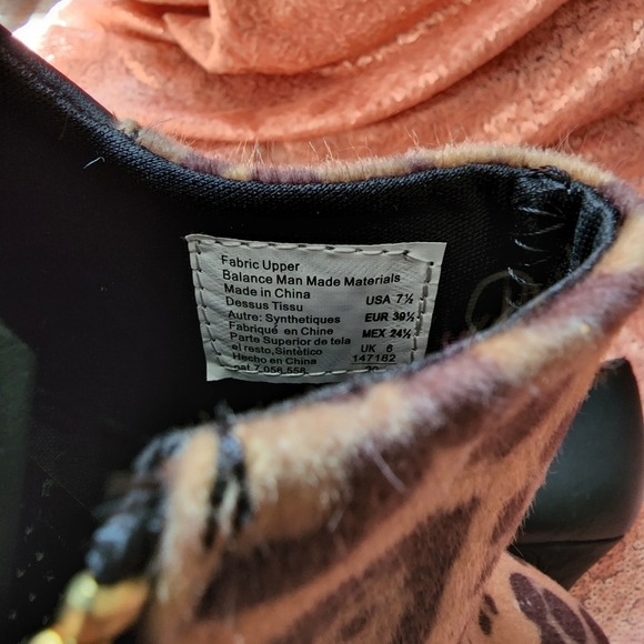 Dexflex Comfort Leopard Print Booties - Size 7.5 Womens, Faux Calf Hair - Picture 6 of 6